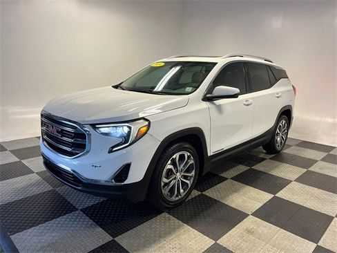 Used 2019 GMC Terrain SLT w/ Preferred Package image 3