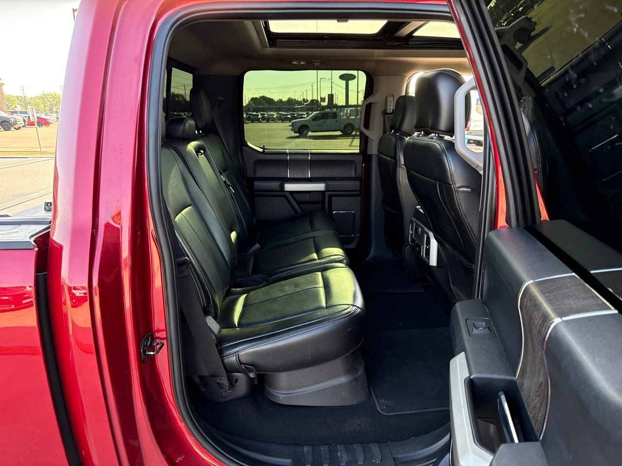 Used 2020 Ford F450 Lariat w/ Lariat Ultimate Package AWD/4WD image 10