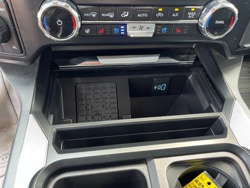Used 2023 Ford F250 Lariat w/ Lariat Ultimate Package AWD/4WD image 15