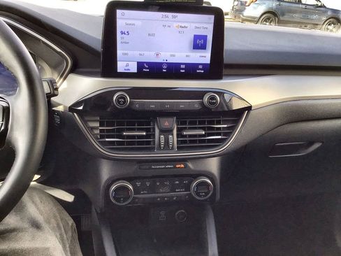 Used 2021 Ford Escape SEL w/ Technology Package image 13