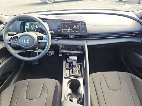 New 2026 Hyundai Elantra SEL Sport Premium image 8