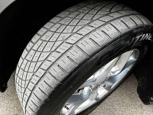 Used 2017 Chrysler Pacifica Limited image 10