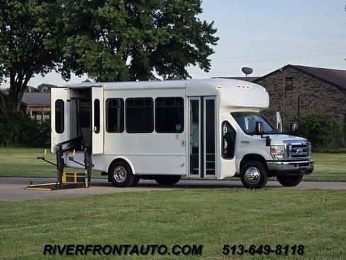 Used 2017 Ford E-450 and Econoline 450 Super Duty w/ Shuttle Bus Prep Package RWD image 1