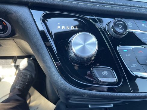 New 2026 Chrysler Pacifica Select image 38