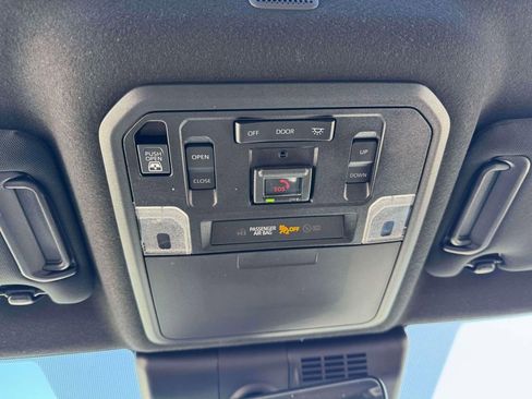 Used 2025 Toyota 4Runner TRD Off-Road Premium image 31