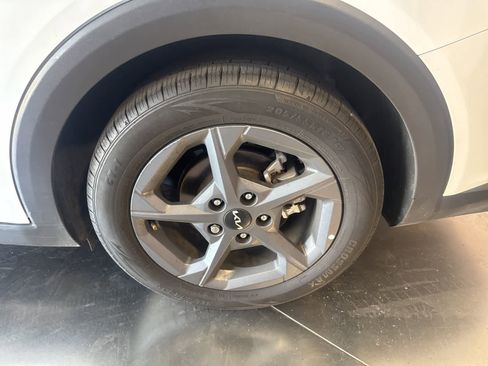 Used 2025 Kia K4 FWD image 10
