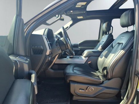 Used 2019 Ford F150 Platinum w/ Equipment Group 701A Luxury AWD/4WD image 17