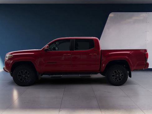 Used 2023 Toyota Tacoma SR5 w/ Technology Package image 2