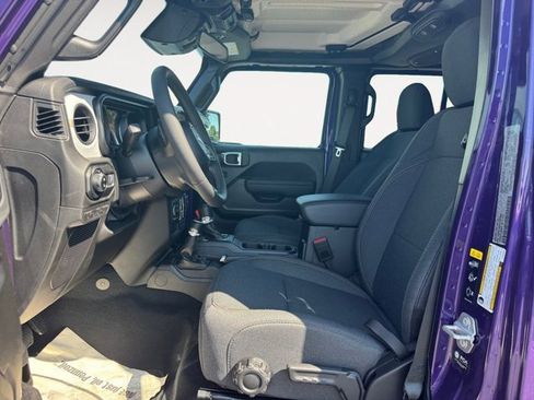 New 2026 Jeep Gladiator Sport AWD/4WD image 9