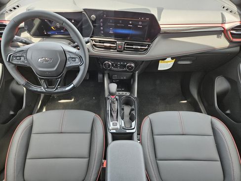 New 2026 Chevrolet TrailBlazer RS w/ Convenience Package FWD image 19