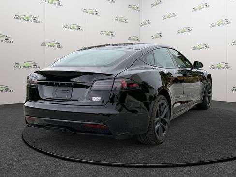 Used 2024 Tesla Model S Plaid image 8