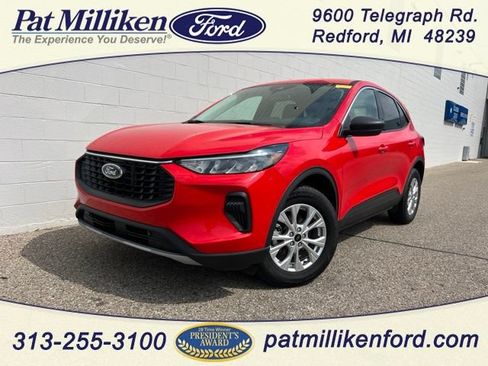 Certified 2024 Ford Escape Active AWD/4WD image 1