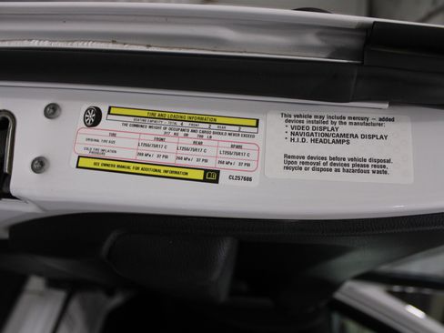 Used 2012 Jeep Wrangler Rubicon w/ PWR Convenience Group image 32