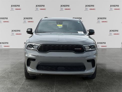 Used 2024 Dodge Durango GT image 2