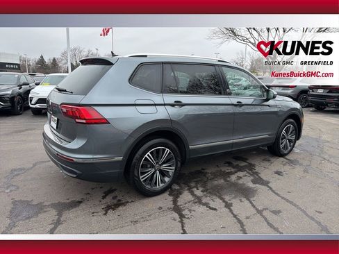Used 2024 Volkswagen Tiguan SE image 5