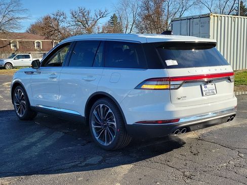 New 2026 Lincoln Aviator Reserve image 6