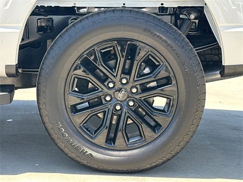 New 2025 Ford F150 Lariat w/ Equipment Group 502A High image 41