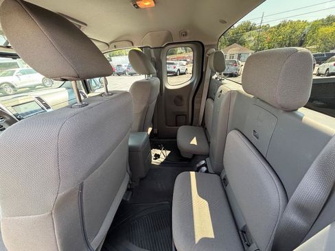 Used 2019 Nissan Frontier S w/ Work Truck Package RWD image 23