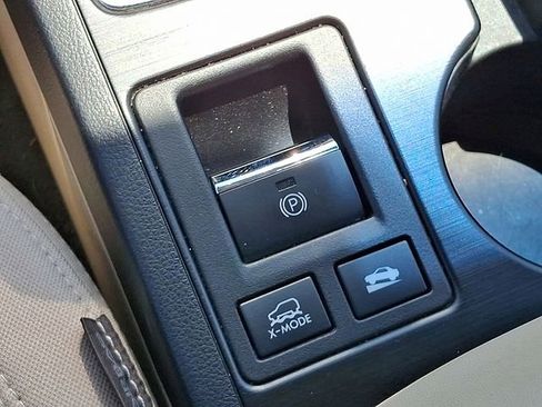 Used 2019 Subaru Outback 2.5i Premium image 32