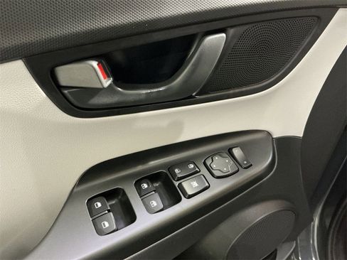 Used 2023 Hyundai Kona SEL image 23