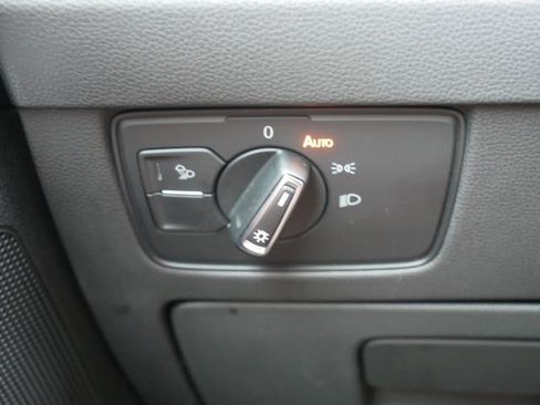 Used 2023 Volkswagen Arteon SEL w/ Arteon MDO Package image 26