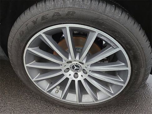 Used 2022 Mercedes-Benz GLC 300 4MATIC Coupe image 29