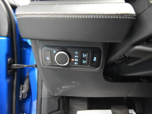 Used 2025 Ford Mustang Mach-E Select AWD/4WD image 9