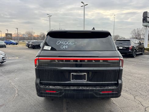 New 2026 Lincoln Navigator Black Label AWD/4WD image 6