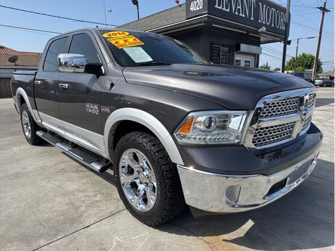 Used 2014 RAM 1500 Laramie w/ Convenience Group AWD/4WD image 38