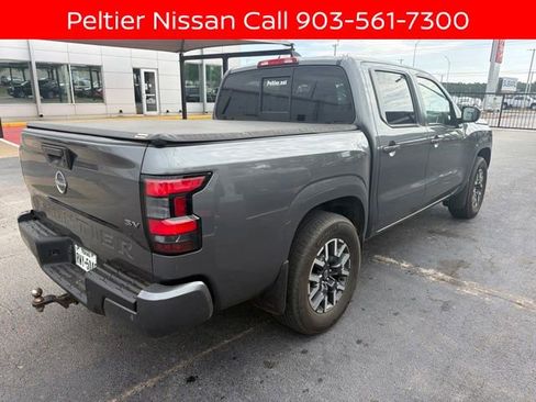 Used 2022 Nissan Frontier SV RWD image 3