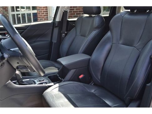 Used 2020 Subaru Forester Limited image 11
