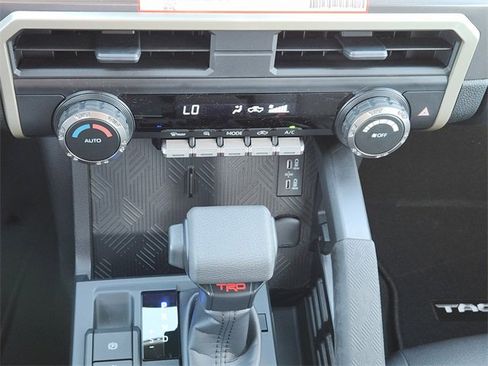 New 2025 Toyota Tacoma TRD Off-Road image 14