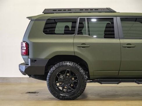 Used 2025 Toyota Land Cruiser image 28