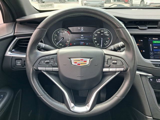 Used 2024 Cadillac XT6 Luxury FWD image 16