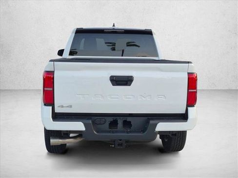 Used 2025 Toyota Tacoma SR5 AWD/4WD image 6