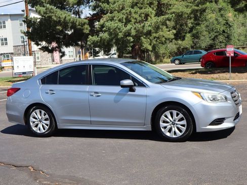 Used 2015 Subaru Legacy 2.5i Premium AWD/4WD image 2