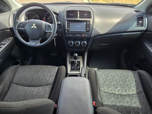 Used 2021 Mitsubishi Outlander Sport LE FWD image 25