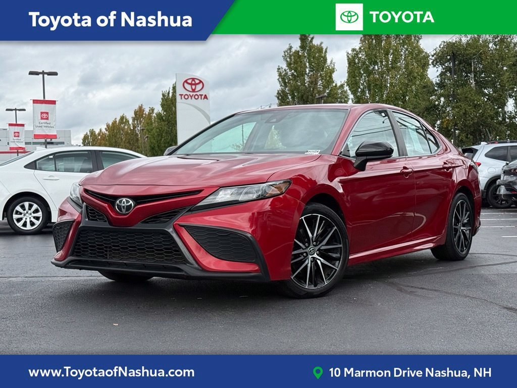 Used 2021 Toyota Camry SE AWD/4WD image 1
