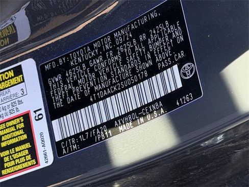 Certified 2025 Toyota Camry LE image 10