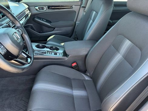 Used 2025 Honda Civic Sport image 10