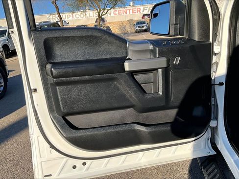 Used 2016 Ford F150 XLT w/ Equipment Group 302A Luxury image 21