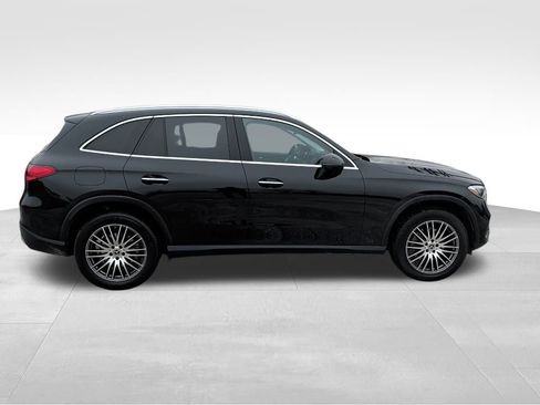 Used 2023 Mercedes-Benz GLC 300 4MATIC image 10