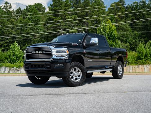Used 2024 RAM 2500 Laramie AWD/4WD image 1