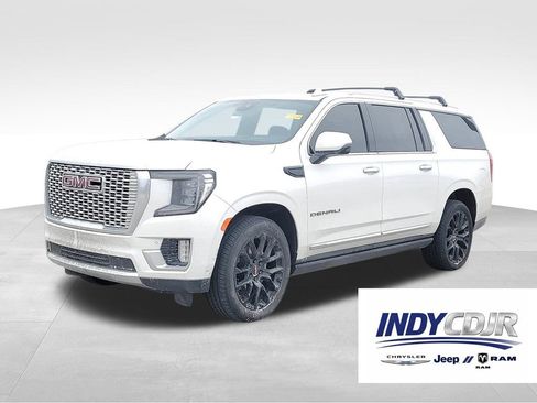 Used 2024 GMC Yukon XL Denali w/ Advanced Technology Package image 1
