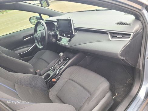 Used 2020 Toyota Corolla SE image 16