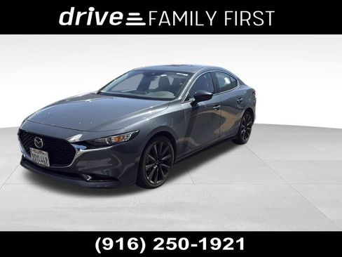 Used 2022 MAZDA MAZDA3 s FWD image 1
