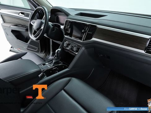 Used 2023 Volkswagen Atlas SE w/ Black Wheel Package FWD image 70