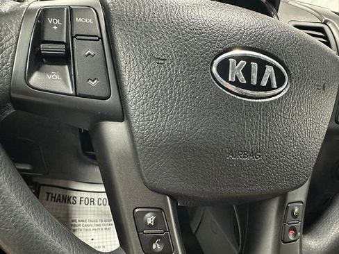Used 2011 Kia Sorento LX w/ Convenience Pkg AWD/4WD image 19
