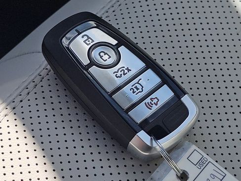 New 2026 Ford Mustang Mach-E Premium AWD/4WD image 31