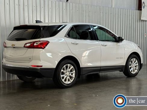Used 2018 Chevrolet Equinox LT image 4